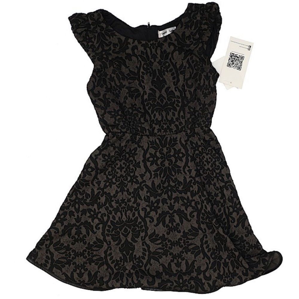 NWT Emerald Sundae Lace Dress sz 1